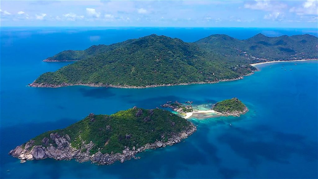 5 Reasons to Visit Koh Nang Yuan | Funky Turtle