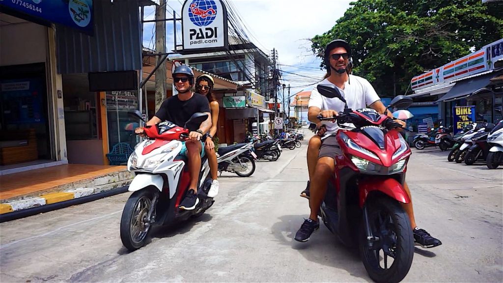 10 Tips to Rent a Scooter on Koh Tao | Funky Turtle